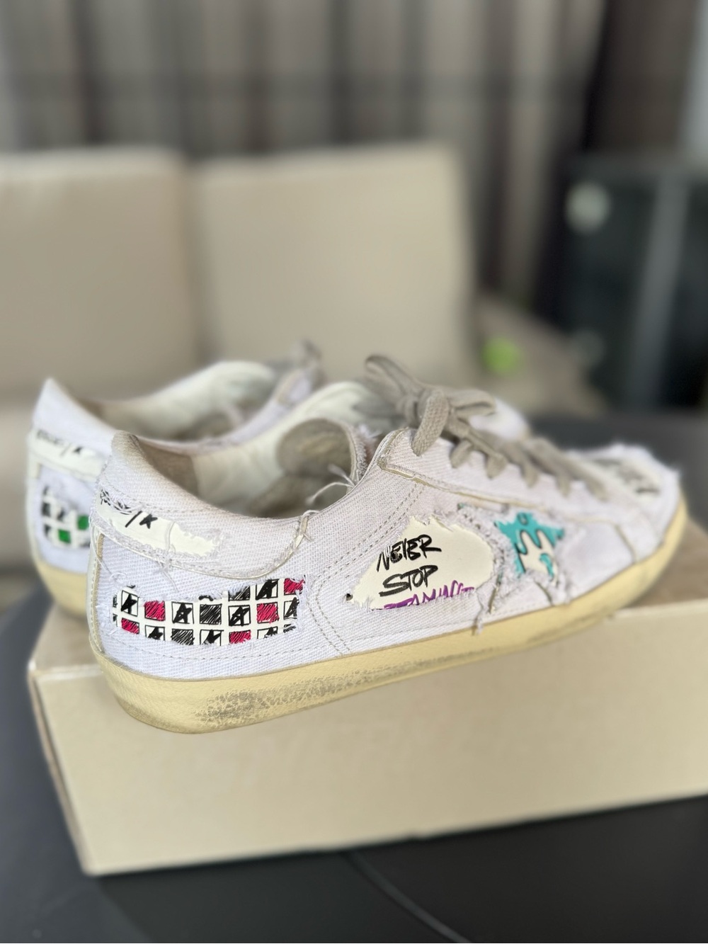 Superstars Dream Maker White Canvas with Leather Graffiti reveal design